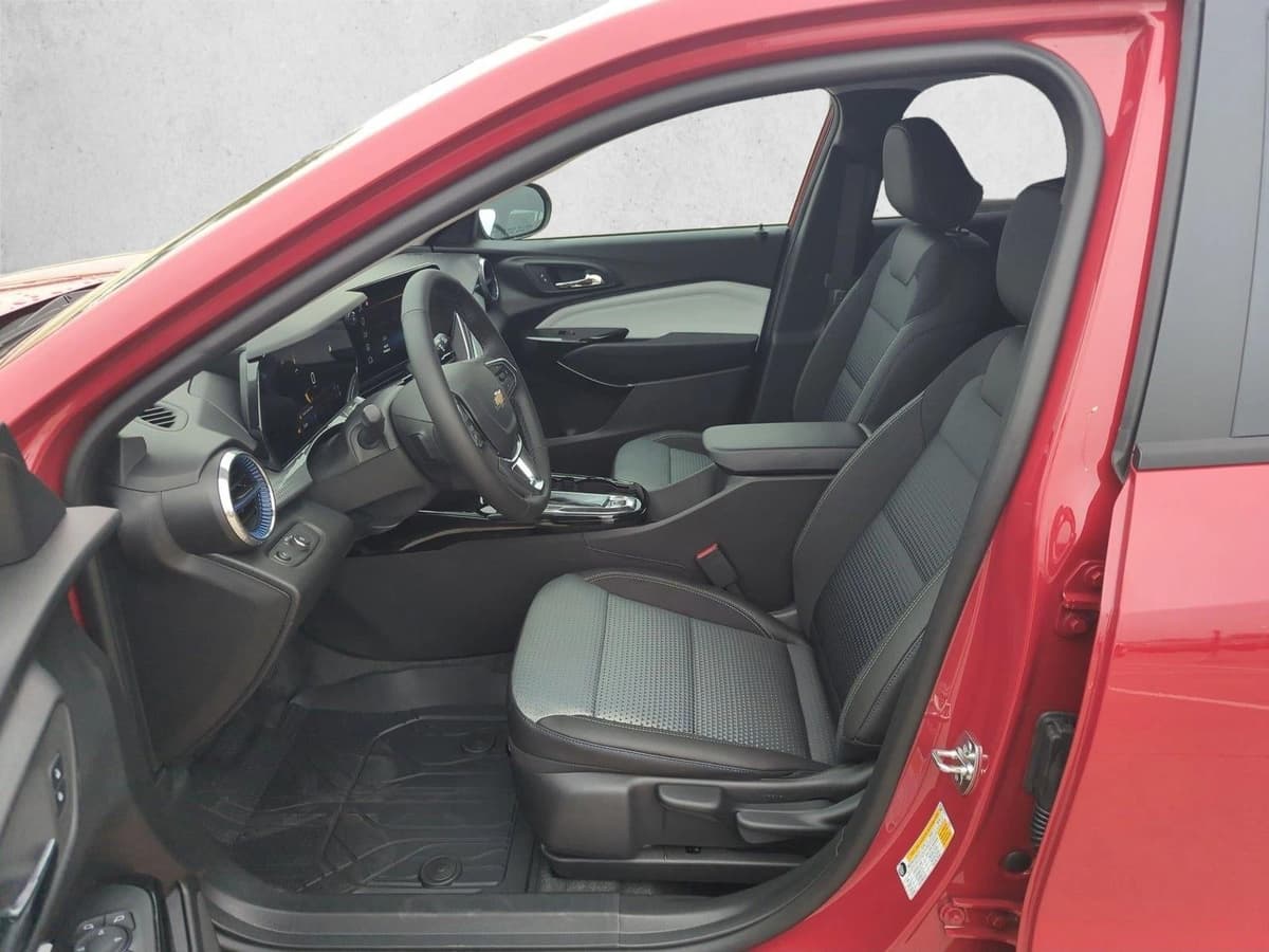 2026 Chevrolet Trax - Image 4