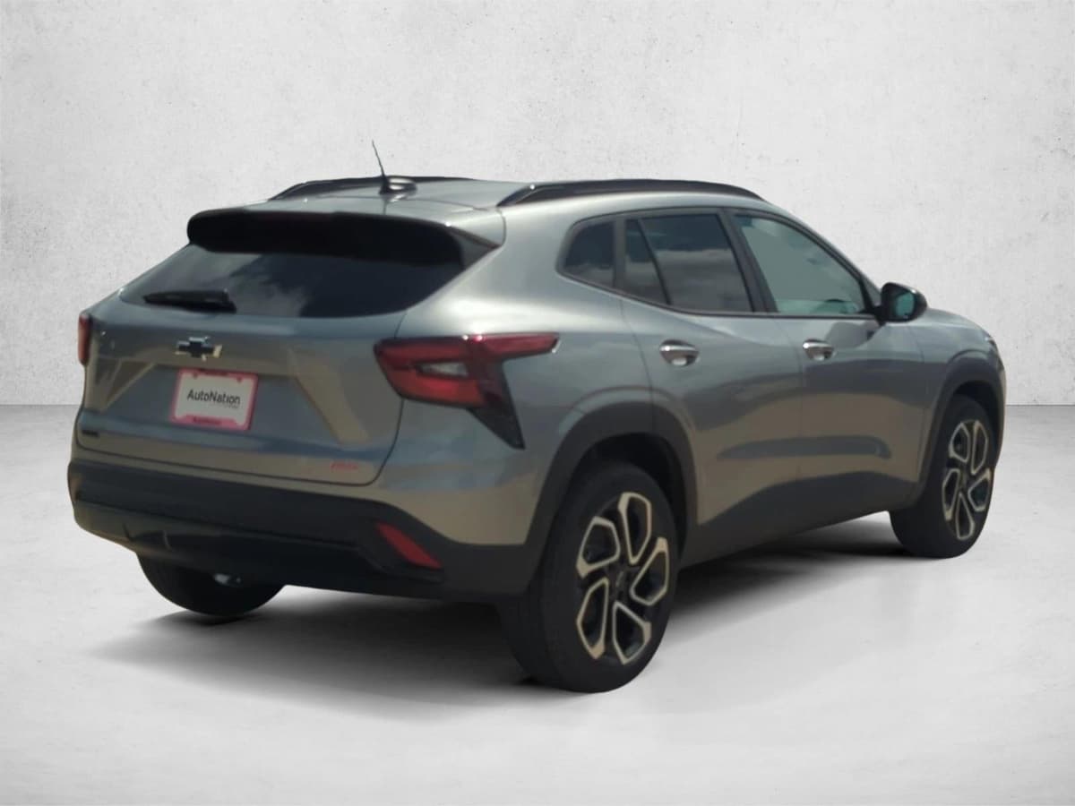 2026 Chevrolet Trax - Image 2