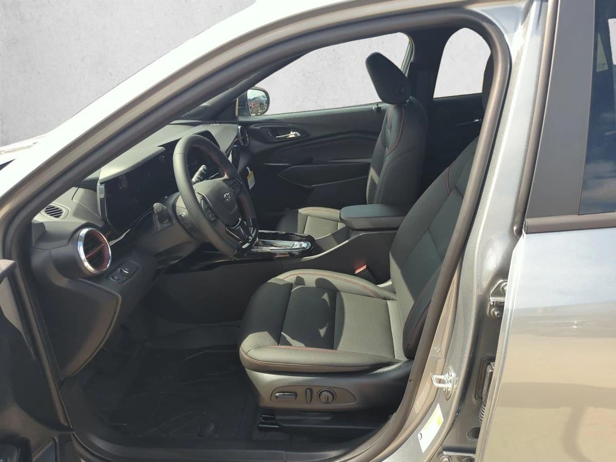 2026 Chevrolet Trax - Image 4