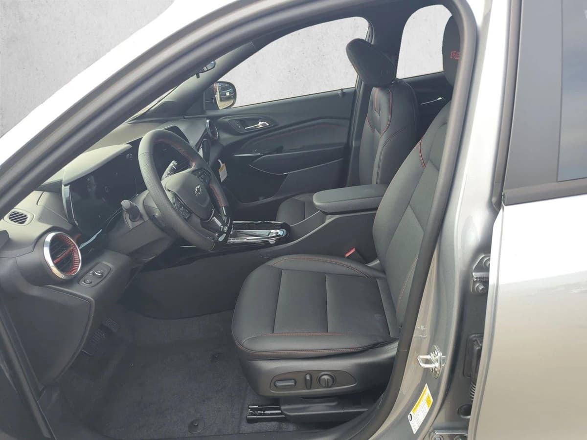 2026 Chevrolet Trax - Image 4