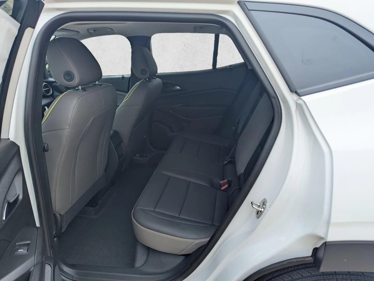 2026 Chevrolet Trax - Image 15
