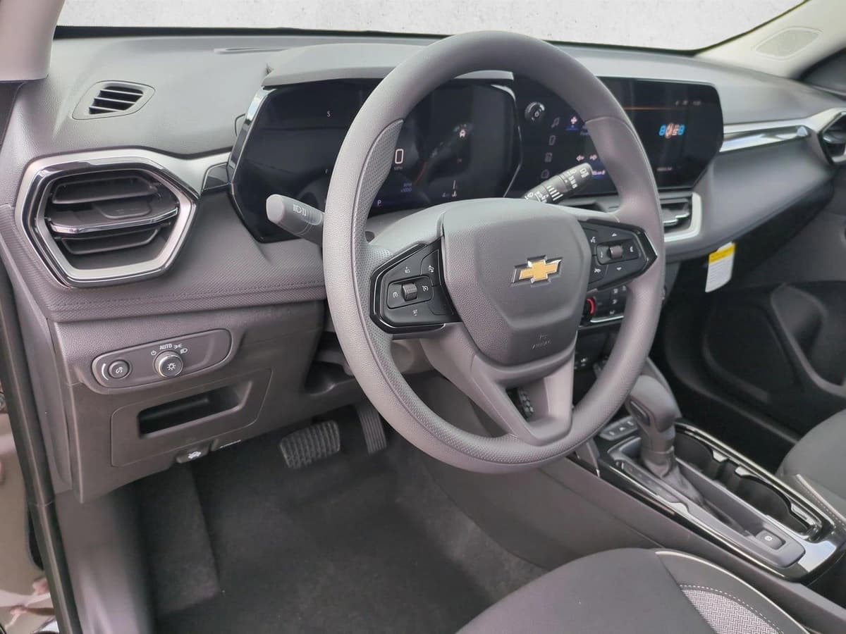 2026 Chevrolet Trailblazer - Image 3