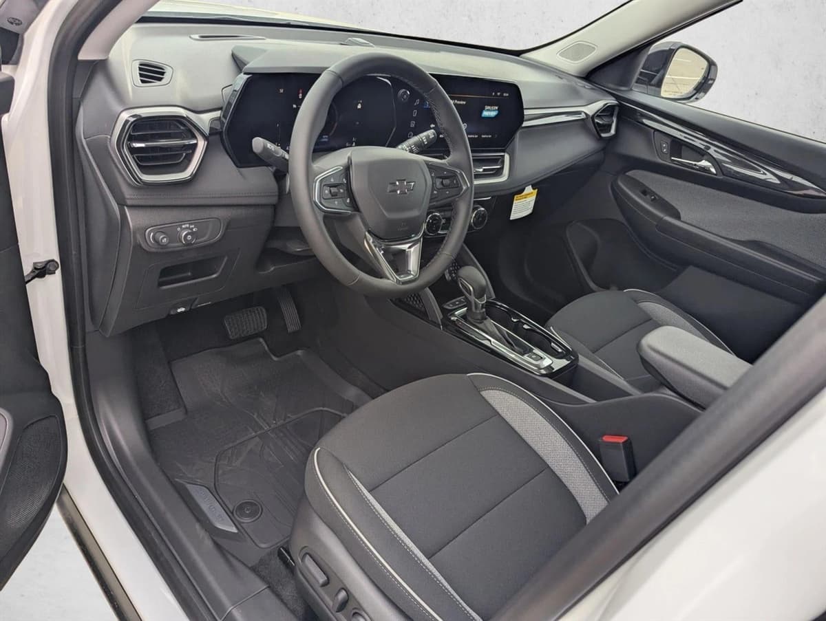 2026 Chevrolet Trailblazer - Image 3