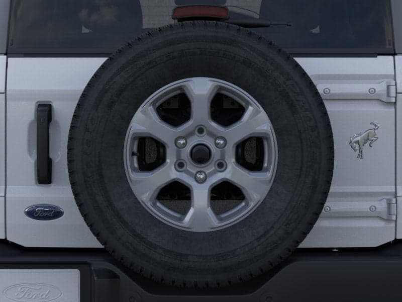 2026 Ford Bronco - Image 13