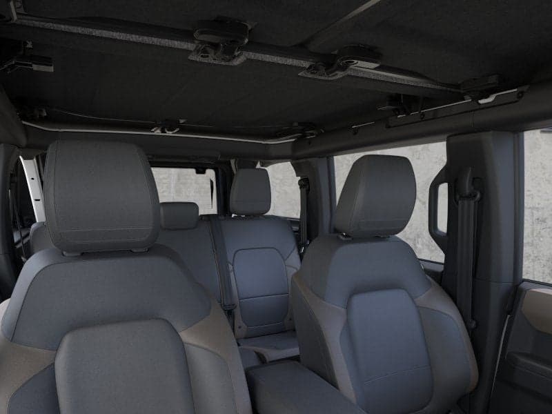 2026 Ford Bronco - Image 8