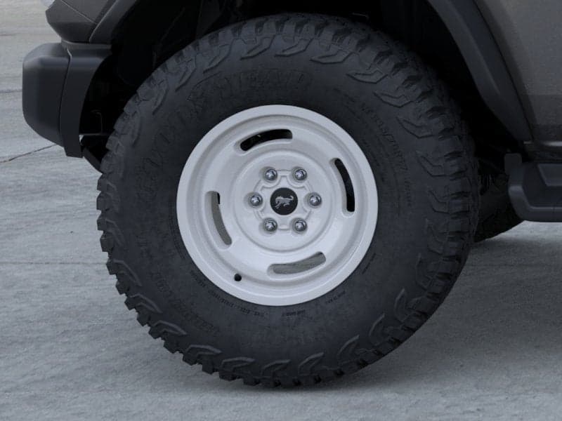 2026 Ford Bronco - Image 21
