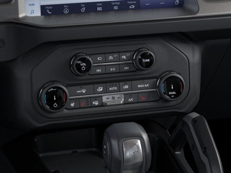 2026 Ford Bronco - Image 16