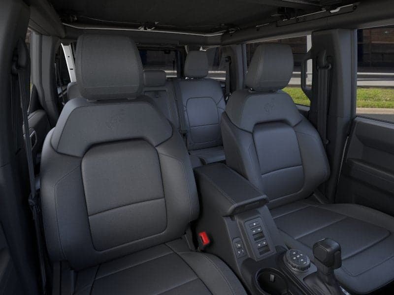 2025 Ford Bronco - Image 10