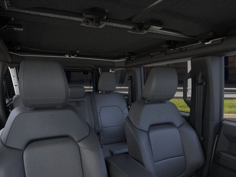 2025 Ford Bronco - Image 12