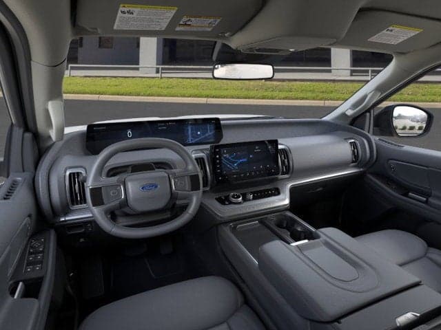 2026 Ford Expedition Max - Image 32