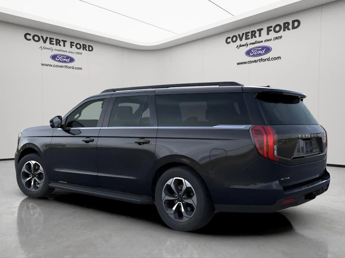 2026 Ford Expedition Max - Image 4