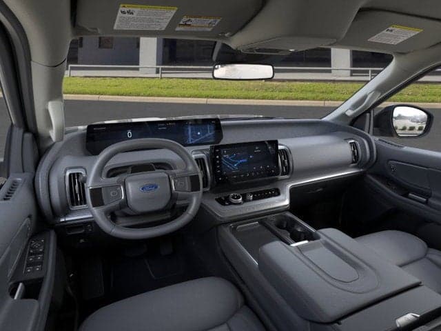 2026 Ford Expedition Max - Image 32
