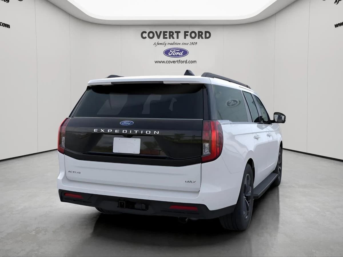 2026 Ford Expedition Max - Image 8