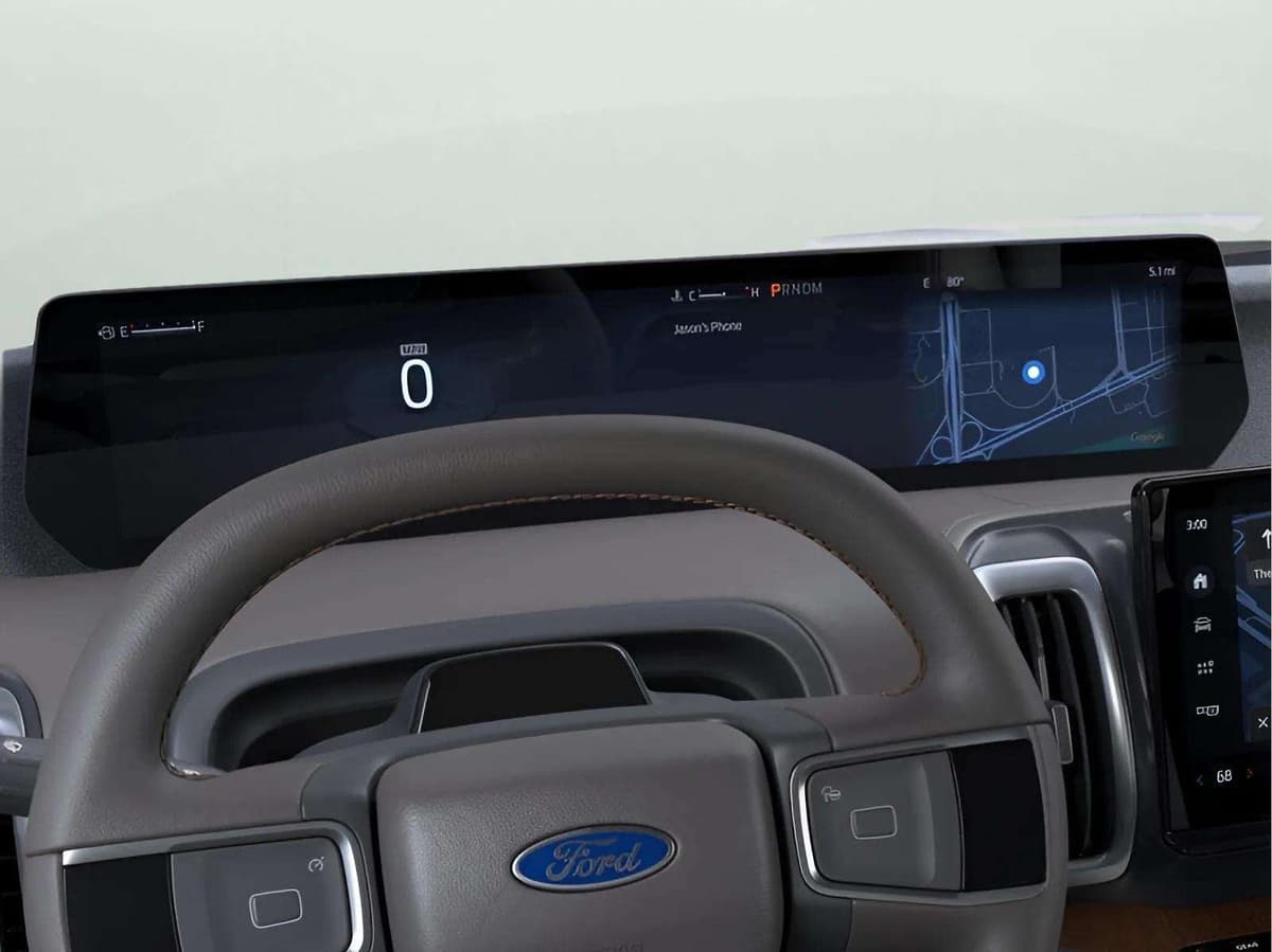 2026 Ford Expedition - Image 13