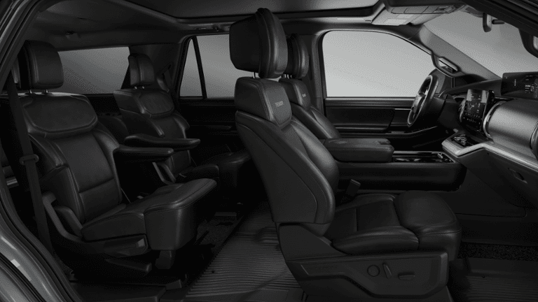 2026 Ford Expedition - Image 25