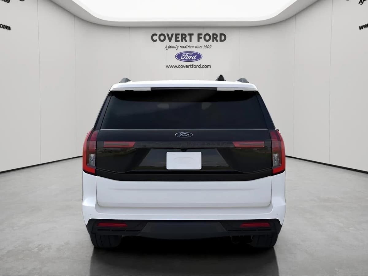 2026 Ford Expedition - Image 5
