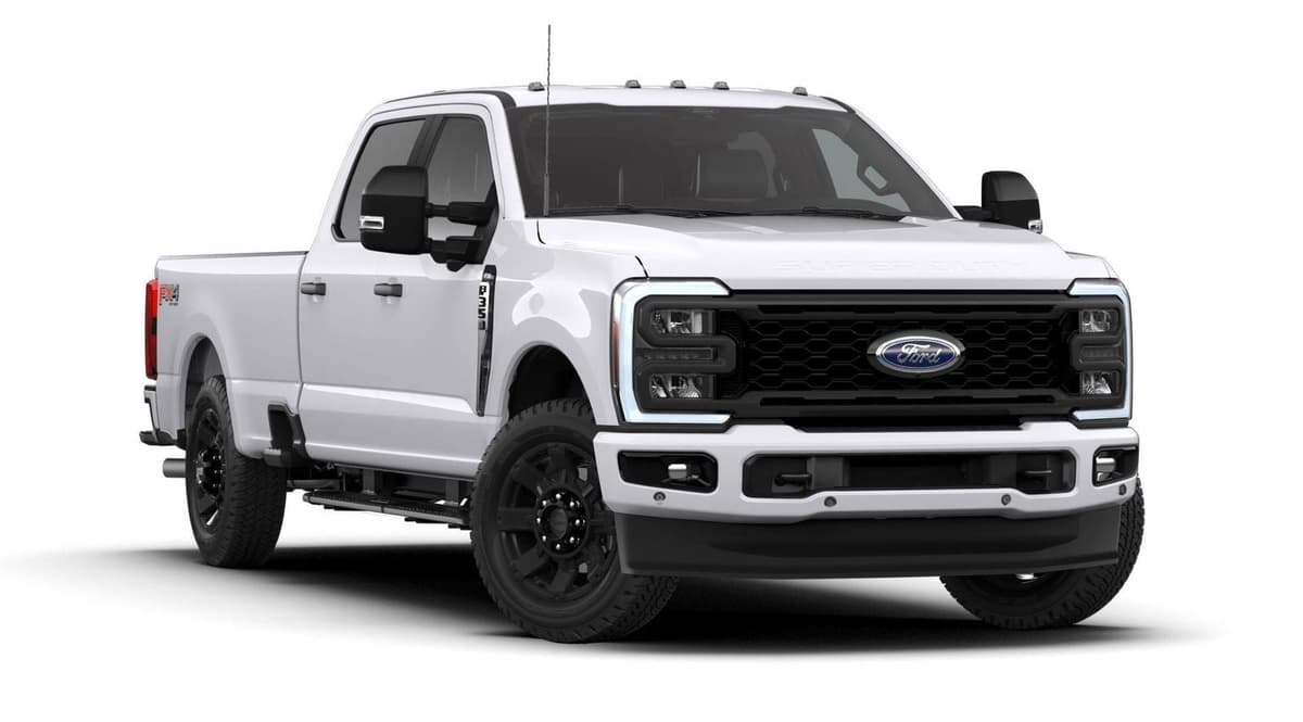 2026 Ford F-350SD - Image 3