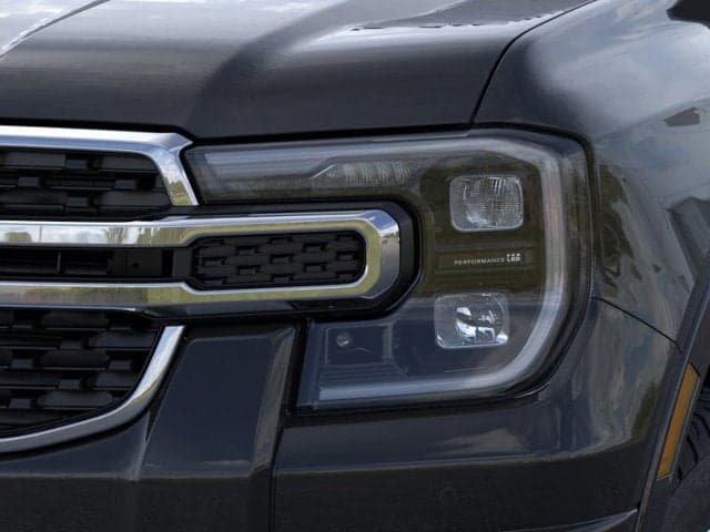 2026 Ford Ranger - Image 40
