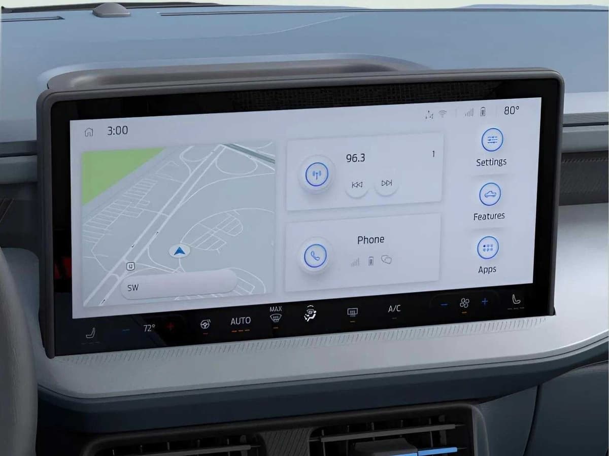 2026 Ford Maverick - Image 15