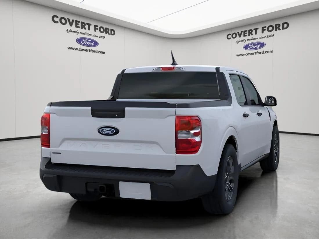 2026 Ford Maverick - Image 8