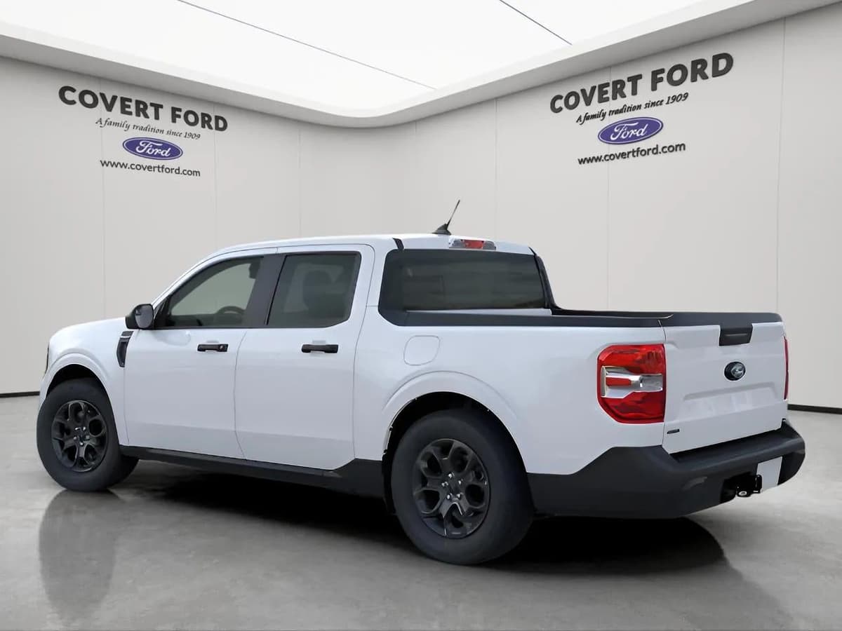 2026 Ford Maverick - Image 4