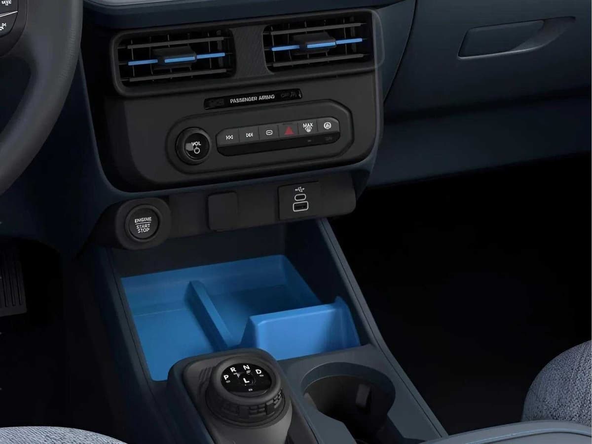 2026 Ford Maverick - Image 16