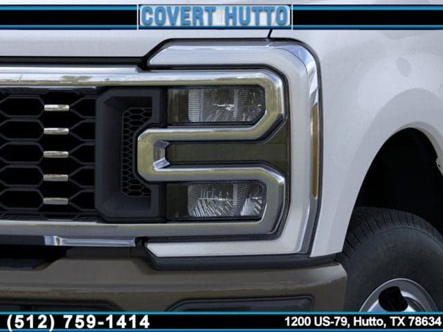 2026 Ford F-350SD - Image 18