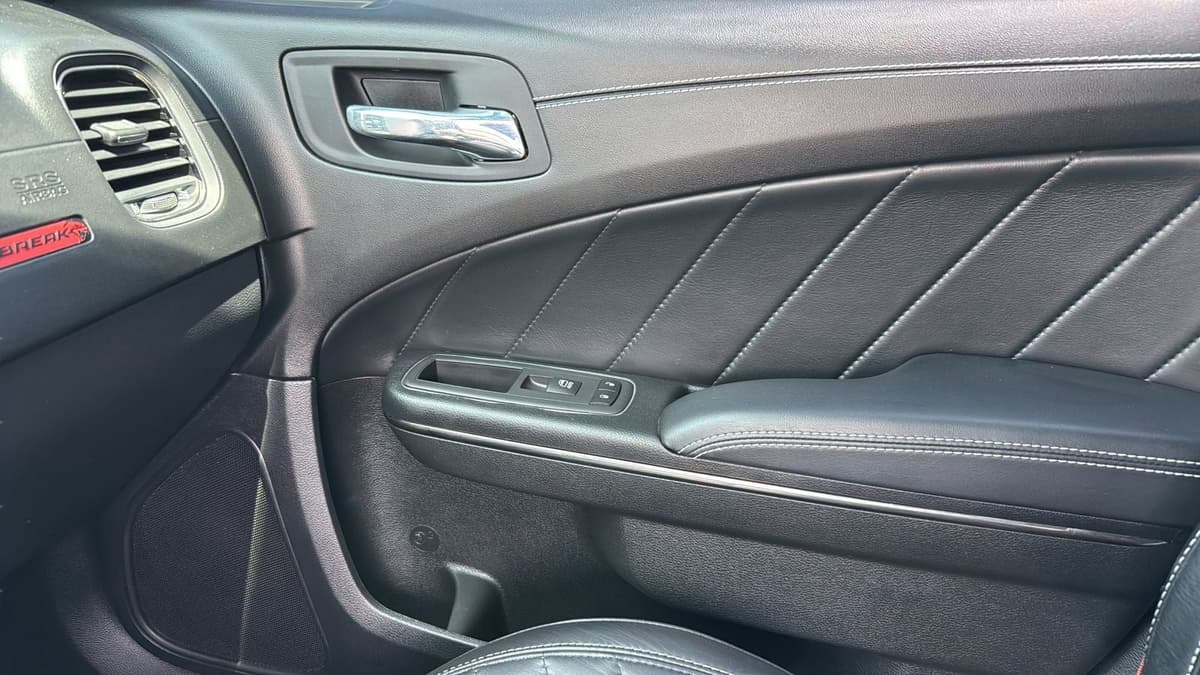 2023 Dodge Charger - Image 23