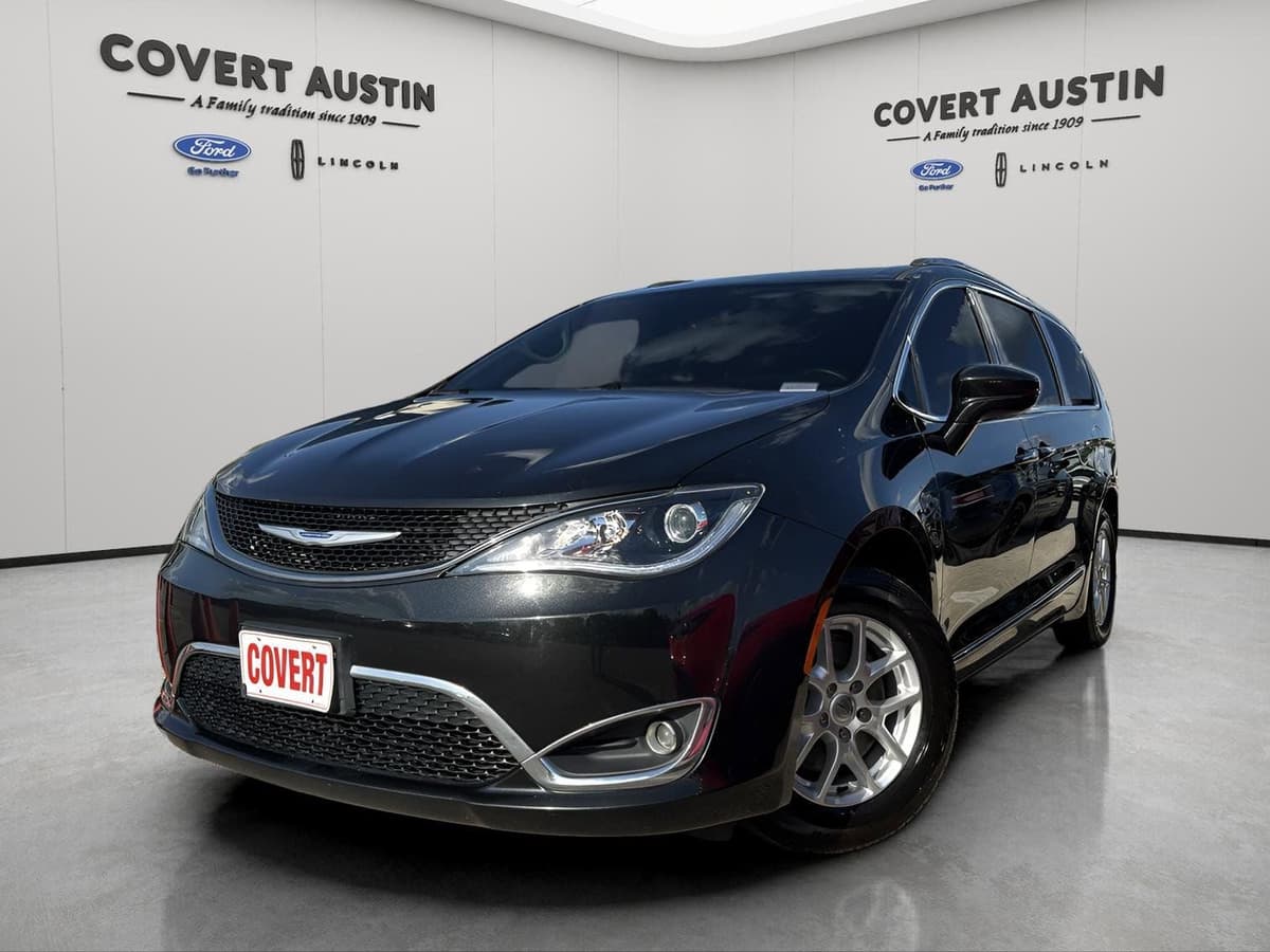 2020 Chrysler Pacifica - Image 1