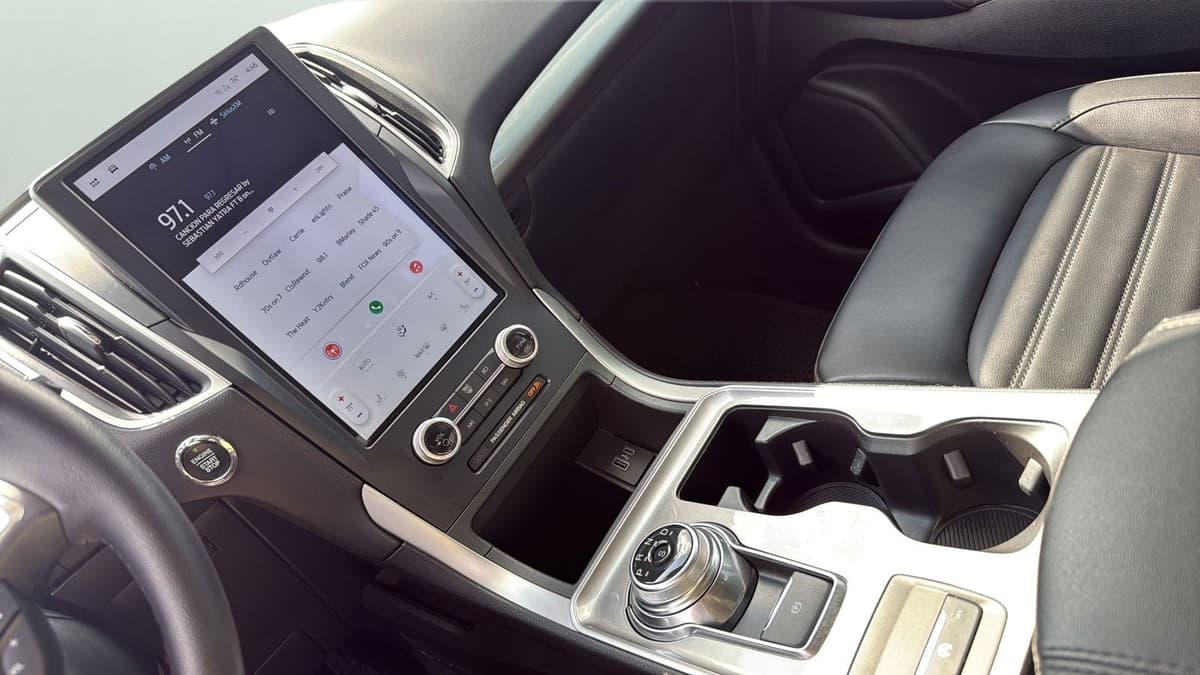 2023 Ford Edge - Image 20