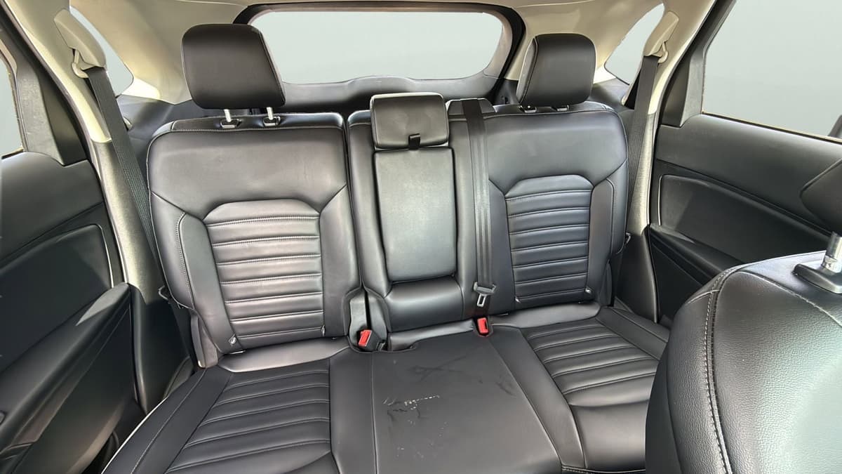 2023 Ford Edge - Image 25