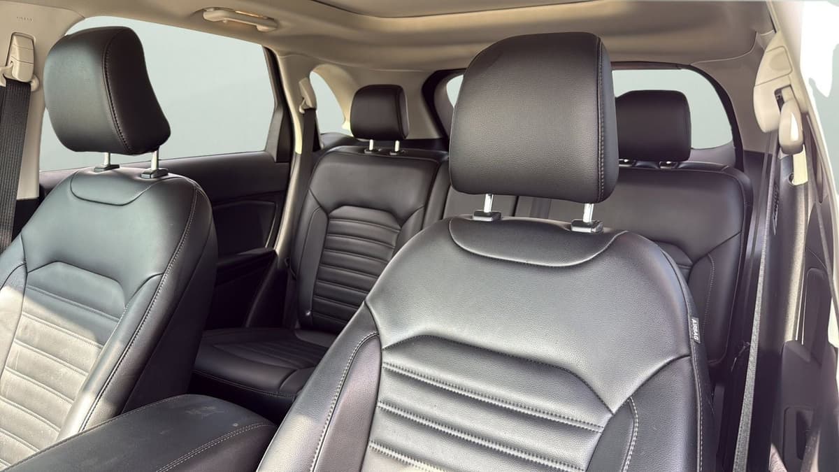 2023 Ford Edge - Image 9