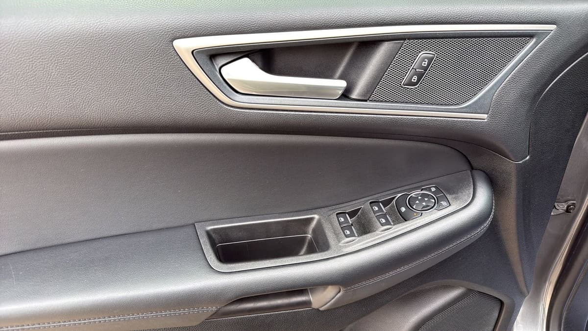 2024 Ford Edge - Image 11