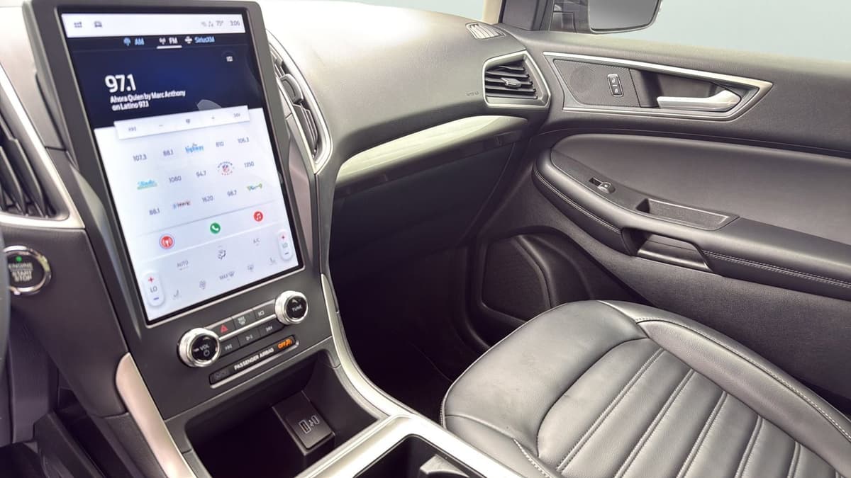 2024 Ford Edge - Image 19