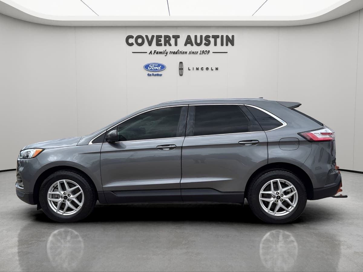 2024 Ford Edge - Image 2