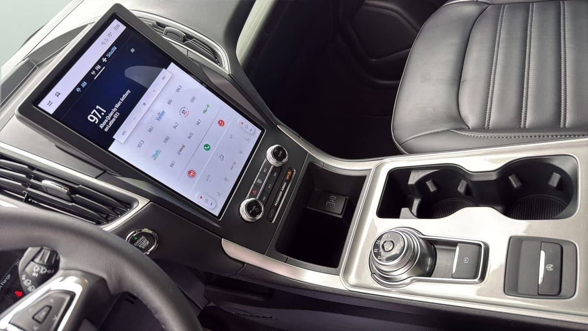 2024 Ford Edge - Image 20