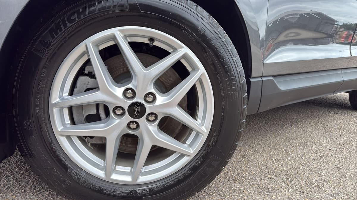 2024 Ford Edge - Image 29