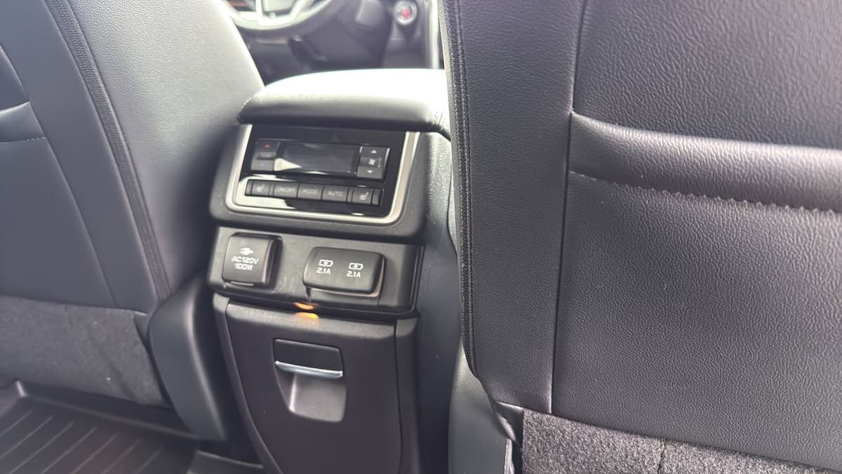 2022 Subaru Ascent - Image 27