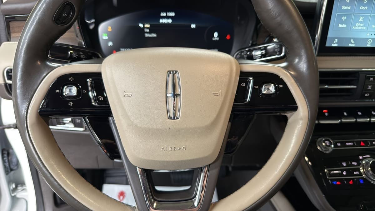 2022 Lincoln Corsair - Image 13