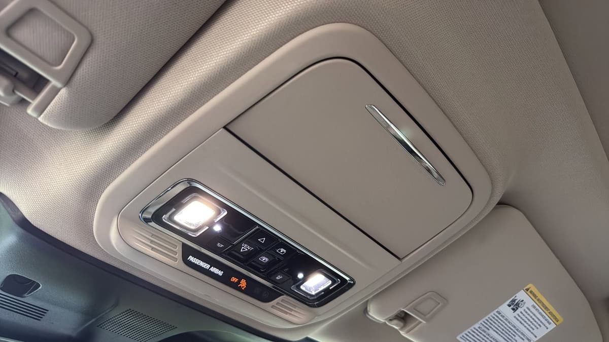 2022 Lincoln Corsair - Image 21