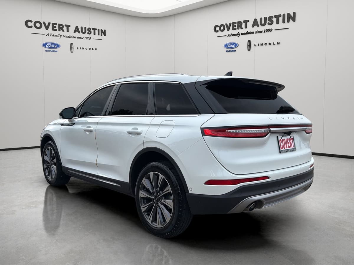 2022 Lincoln Corsair - Image 3