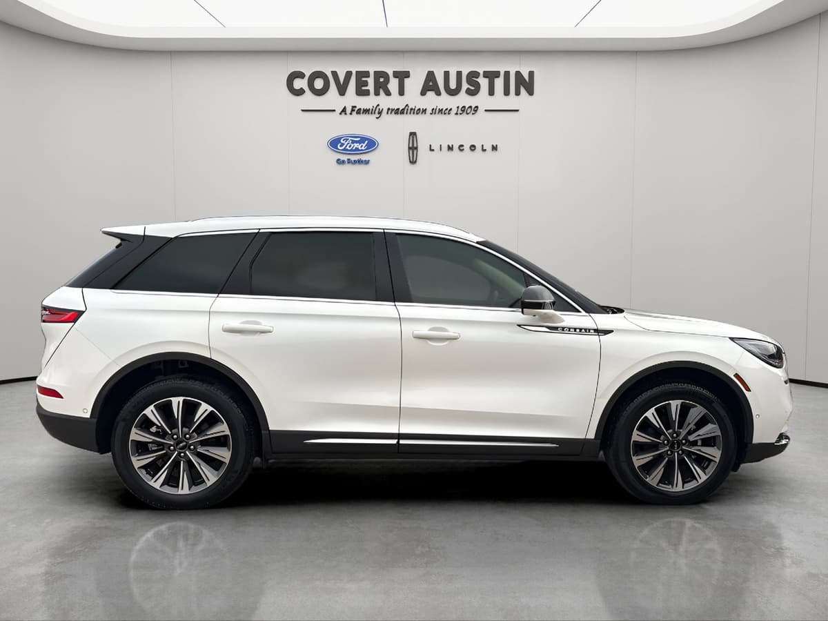 2022 Lincoln Corsair - Image 6