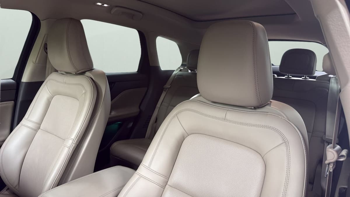 2022 Lincoln Corsair - Image 8