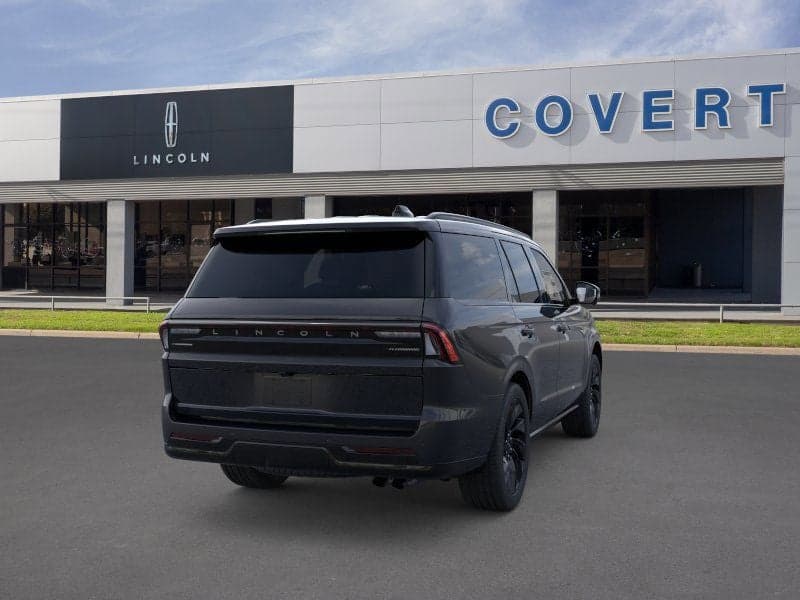 2026 Lincoln Navigator - Image 8