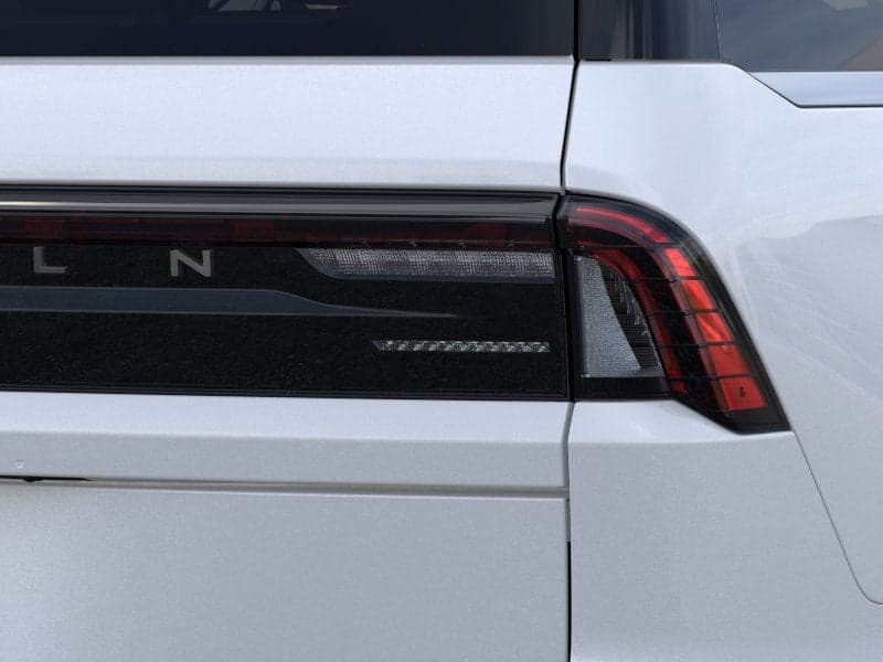 2026 Lincoln Navigator - Image 21