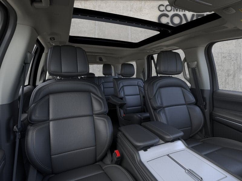 2026 Lincoln Navigator - Image 10