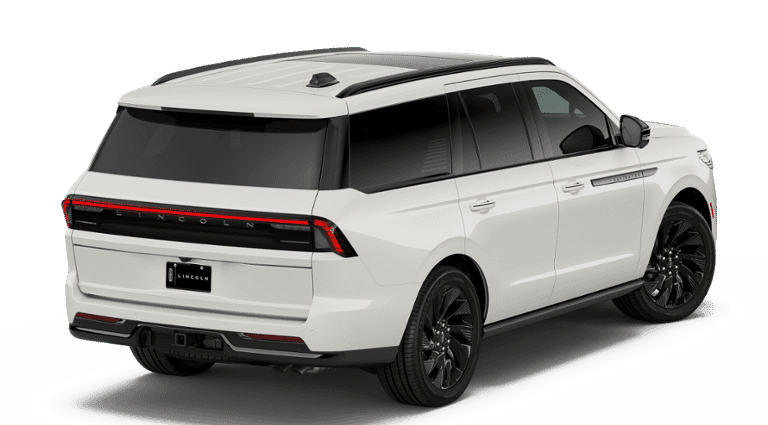 2026 Lincoln Navigator - Image 17