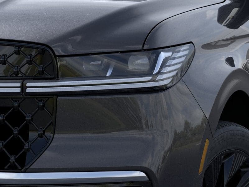 2026 Lincoln Navigator - Image 18