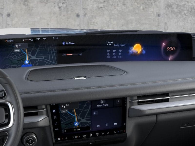 2026 Lincoln Navigator - Image 14