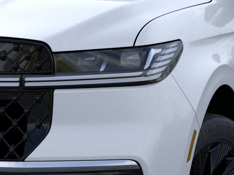 2026 Lincoln Navigator - Image 18